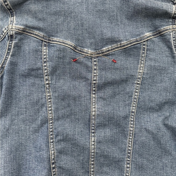 Wrangler Authentics Women’s Denim Jacket Size Medium Women
Excellent con… - Picture 4 of 9